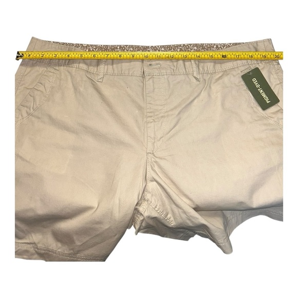 Eddie Bauer Pigment Dyed Shorts Size 16
Tan, khaki  100% Cotton - Picture 2 of 7